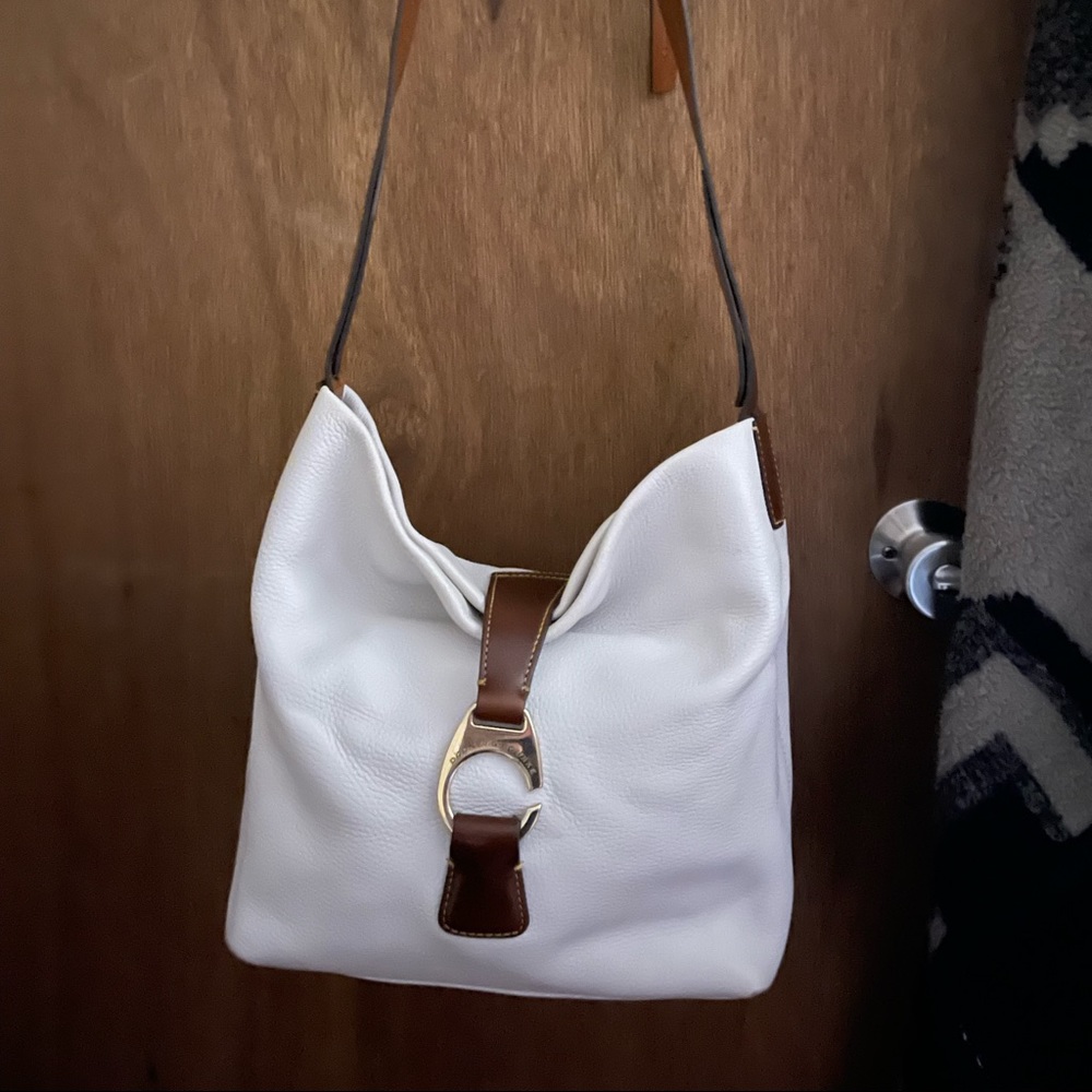 Dooney and Bourke crossbody purse